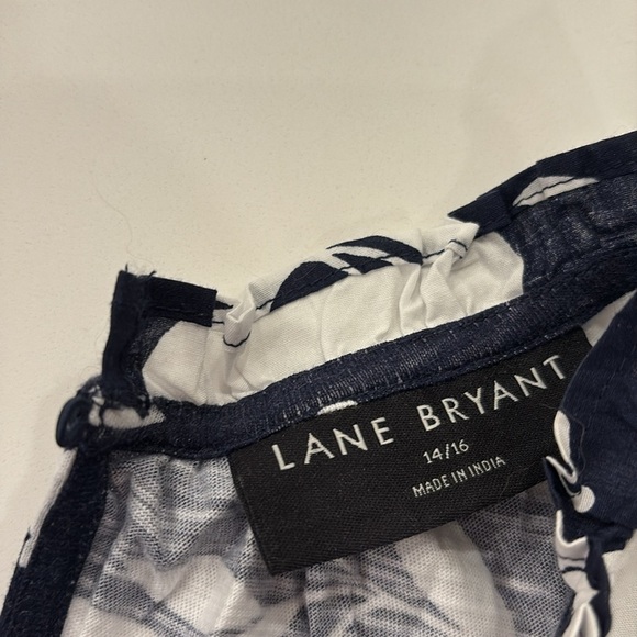 LANE BRYANT Women’s Top, worn once. Great condition. Size 14/16. - Picture 2 of 5